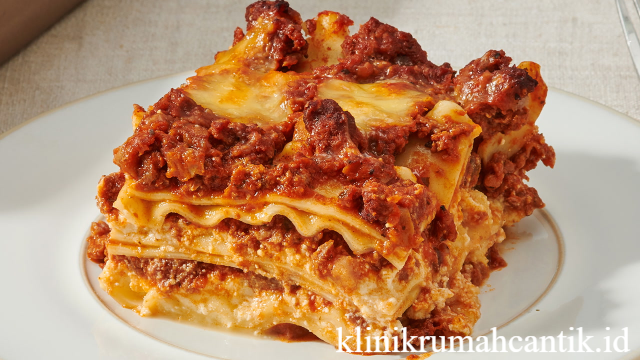 Lasagna: Pasta Berlapis Italia yang Menggugah Selera